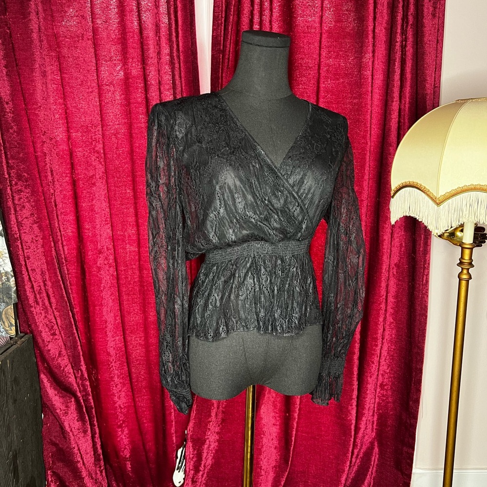The Vampire’s Wife lace wrap shirt size xs/small - pristine condition